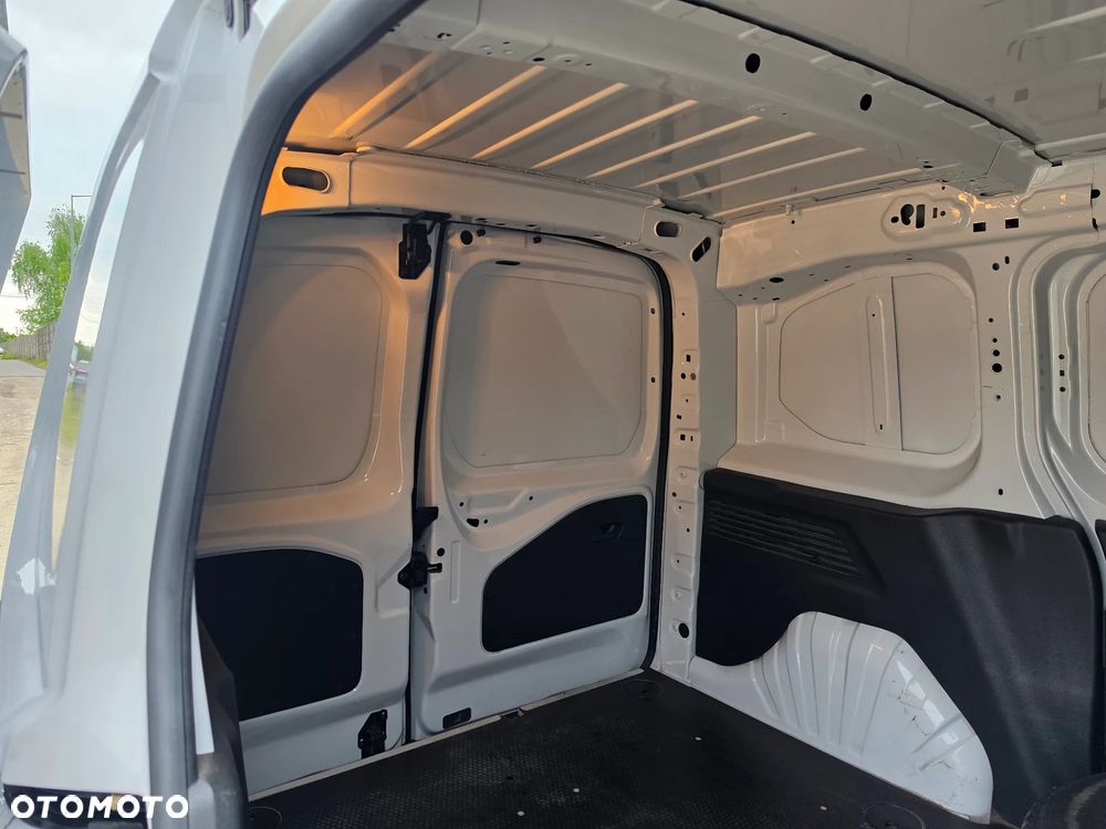 Toyota Proace City - 18