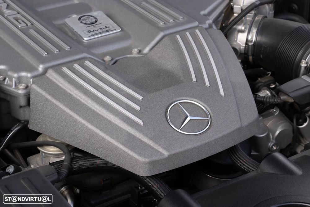 Mercedes-Benz SLS 63 AMG - 39