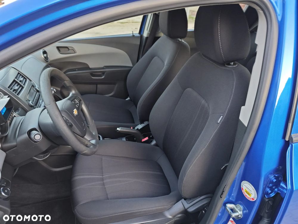 Chevrolet Aveo 1.2 LS - 17