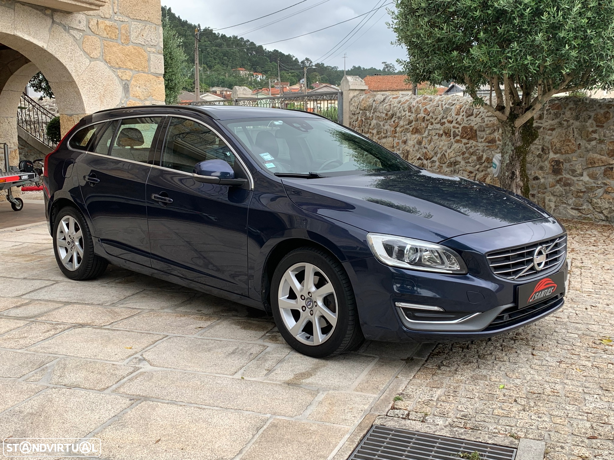 Volvo V60 D2 Geartronic Powershift Momentum - 2