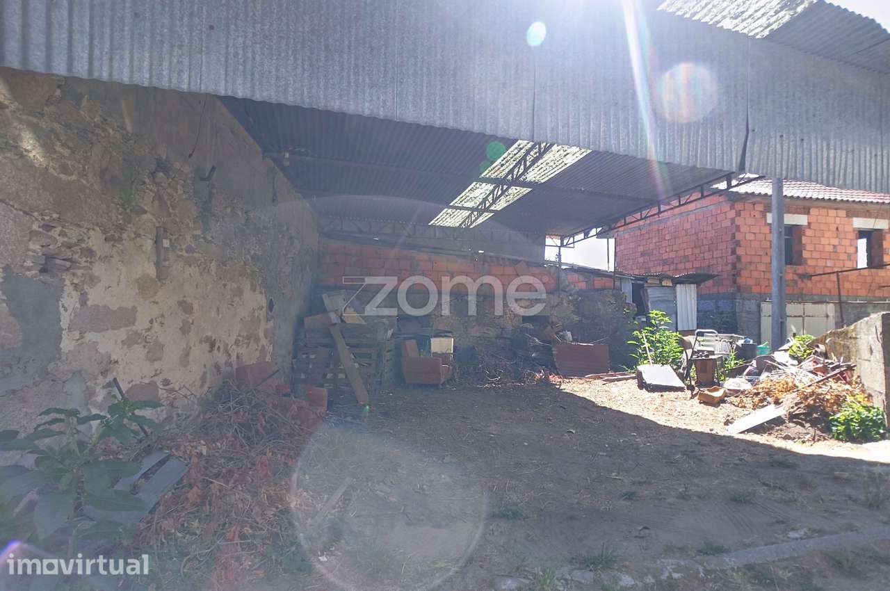 Moradia T3 em Portela - Grande imagem: 3/24