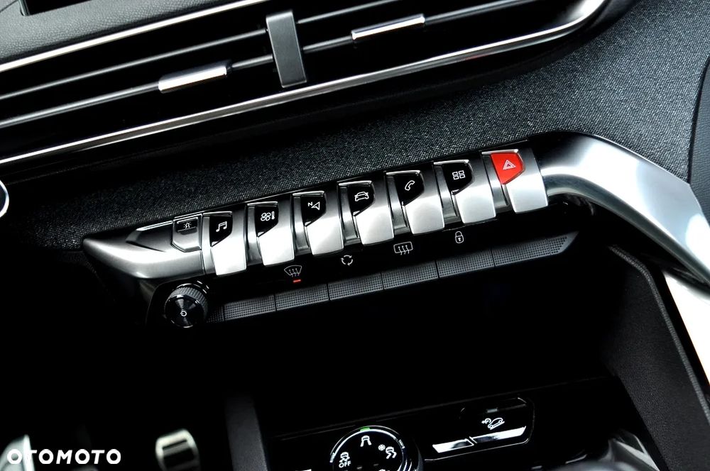 Peugeot 3008 1.2 PureTech Allure S&S - 35