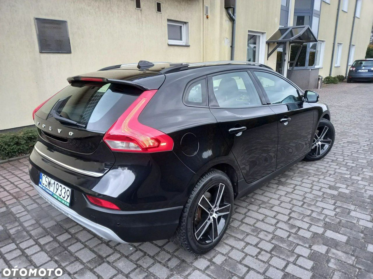 Volvo V40 Cross Country D2 Momentum - 5