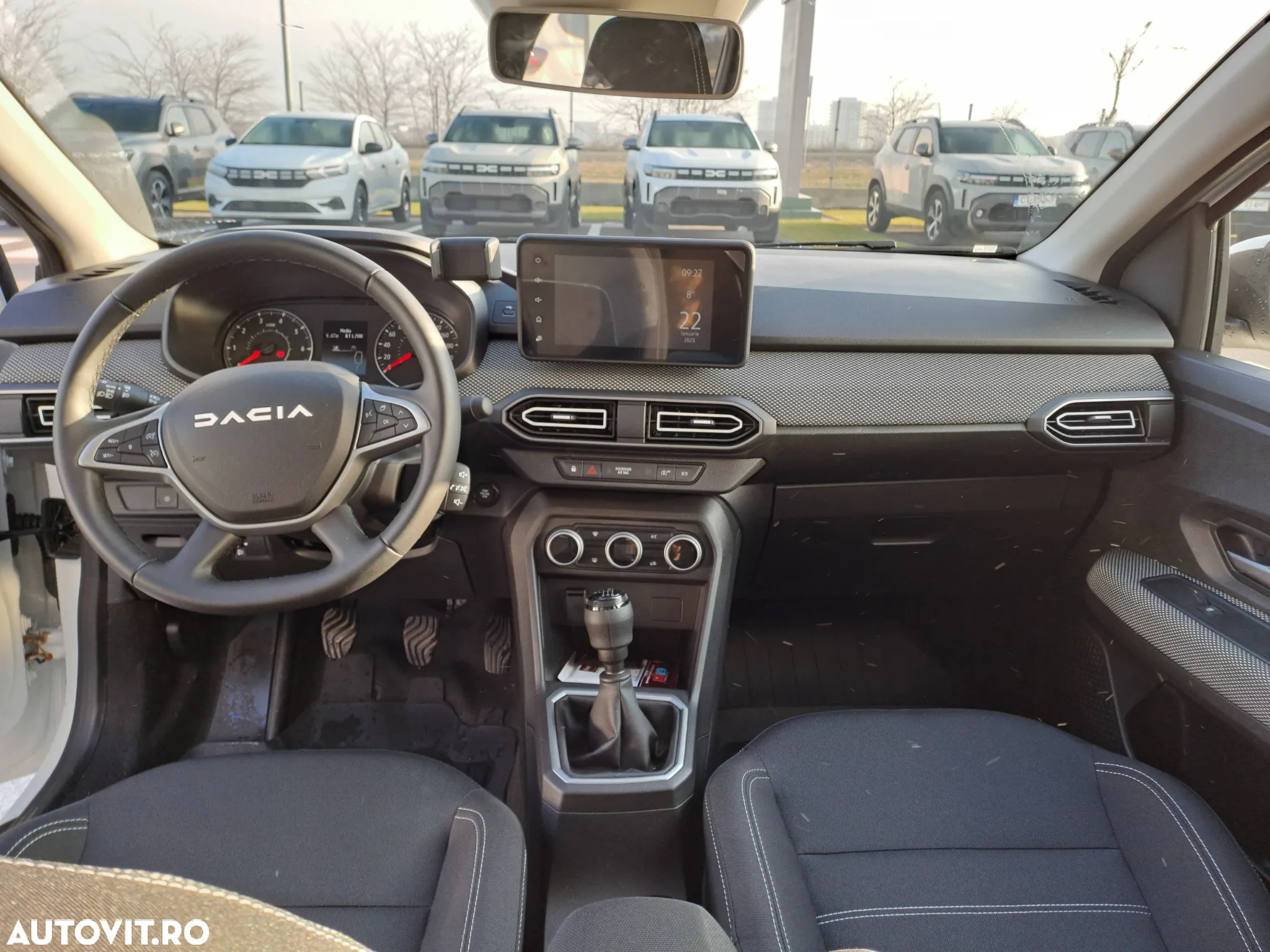 Dacia Logan TCe 90 MT6 Journey - 11