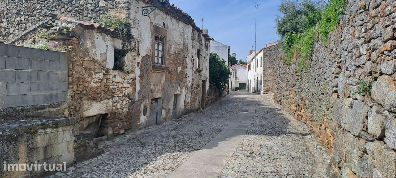 Moradia para Restaurar T2 Venda em Miranda do Douro,Miranda do Douro - Grande imagem: 5/15
