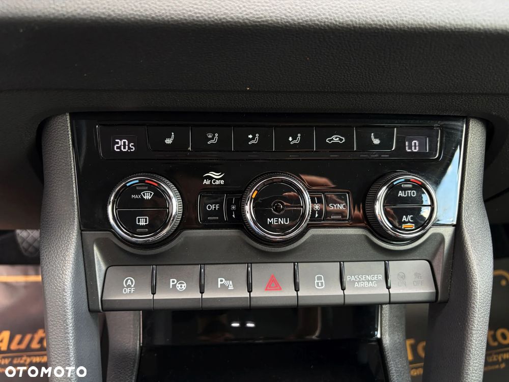 Skoda Karoq 1.5 TSI ACT 4x2 Ambition DSG - 32