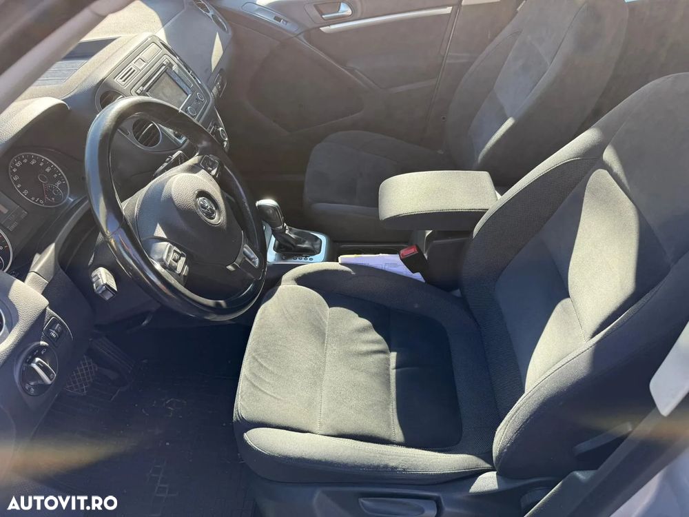 Volkswagen Tiguan 2.0 TDI 4Motion DSG Sport & Style - 6