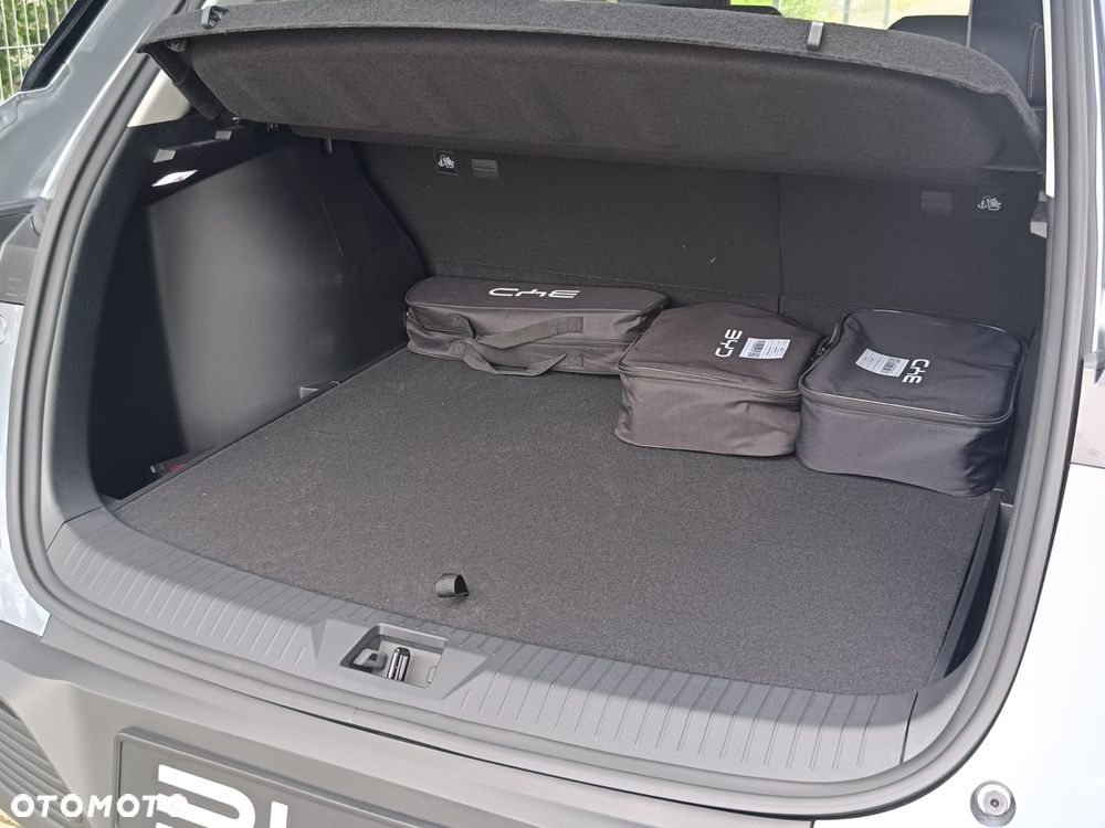 BYD Sealion 5 - 22