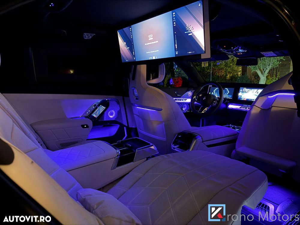 BMW Seria 7 740d xDrive MHEV - 10