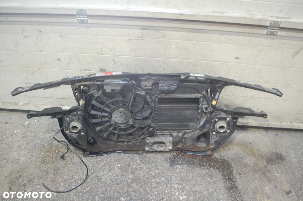 PAS PRZEDNI KOMPLETNY AUDI A4 B6 1.6 2.0 - 5