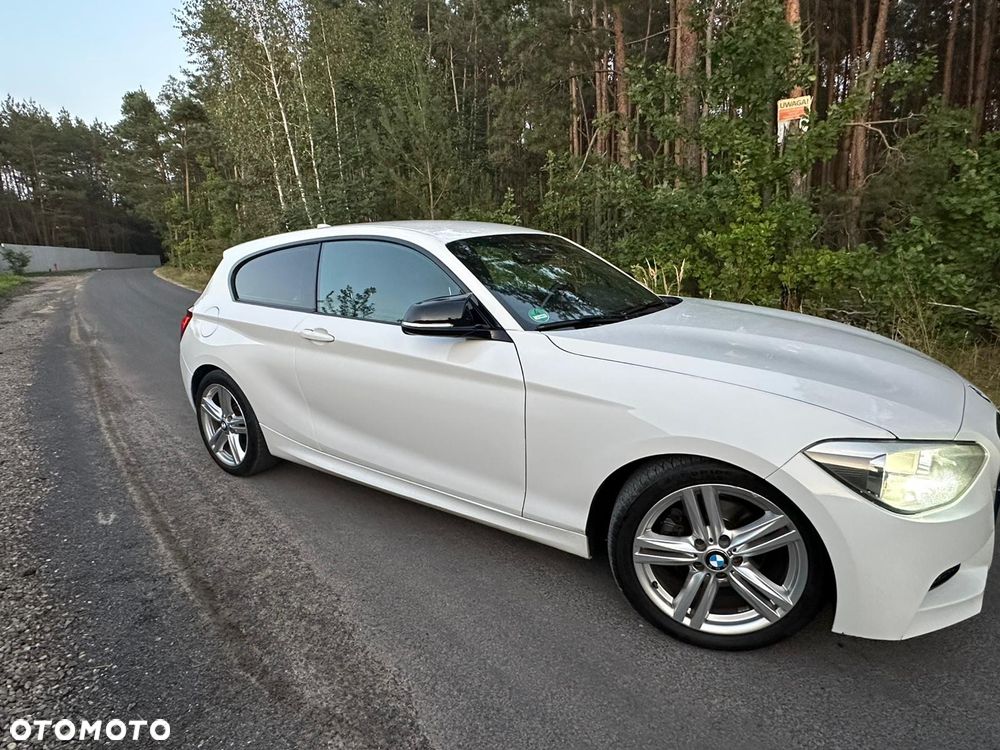 BMW Seria 1 125d Sport Line - 2
