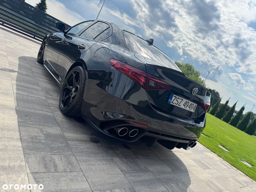 Alfa Romeo Giulia 2.9 Bi Turbo V6 Quadrifoglio - 8