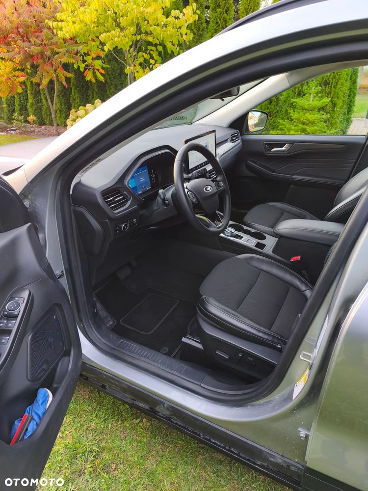 Ford Kuga - 16