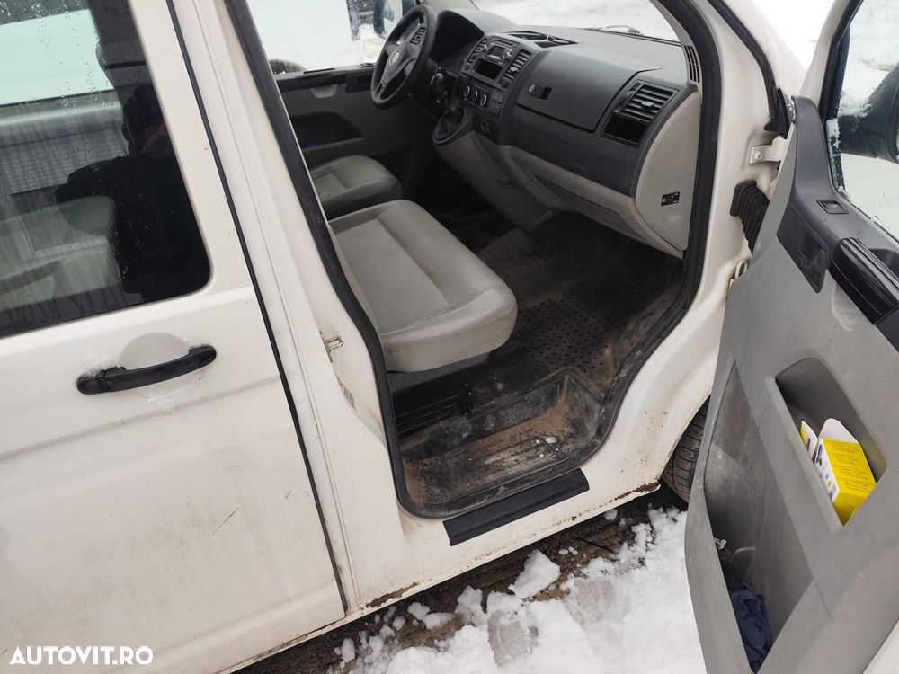 Volkswagen Transporter - 7