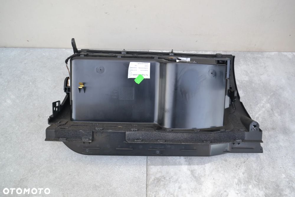 AUDI TT 8N SCHOWEK PASAŻERA CZARNY EUROPA STAN 8N1857095 - 3