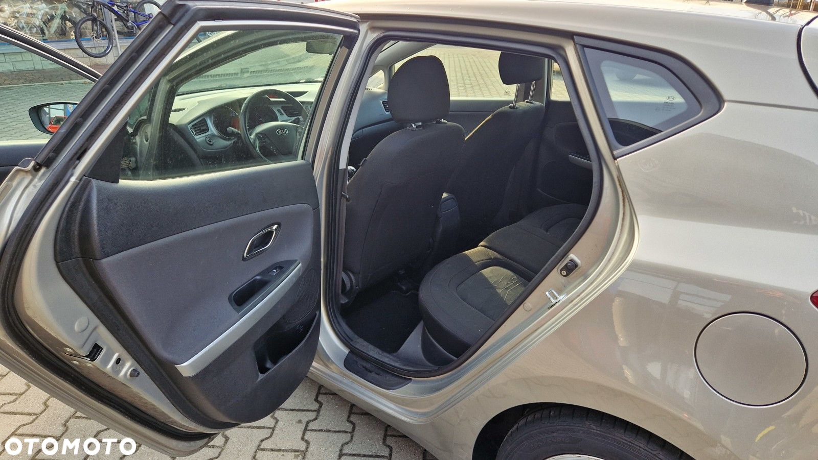 Kia Ceed - 12