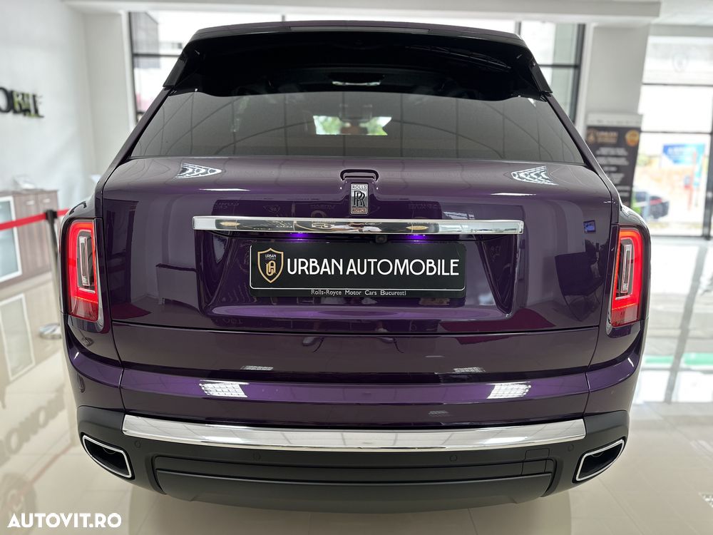 Rolls-Royce Cullinan - 13
