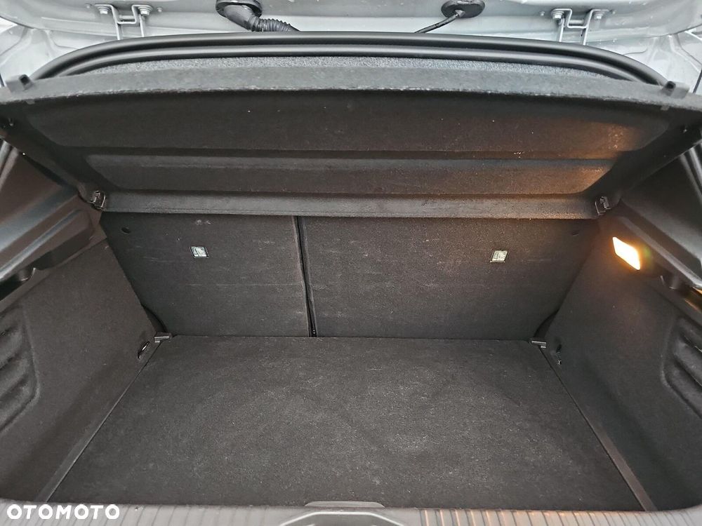 Renault Clio 1.0 TCe Techno - 31