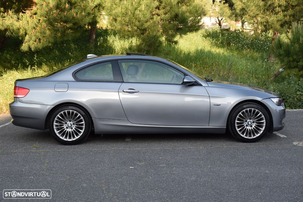 BMW 320 d Coupe Auto - 9