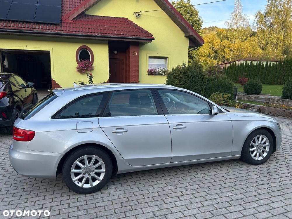 Audi A4 Avant - 4