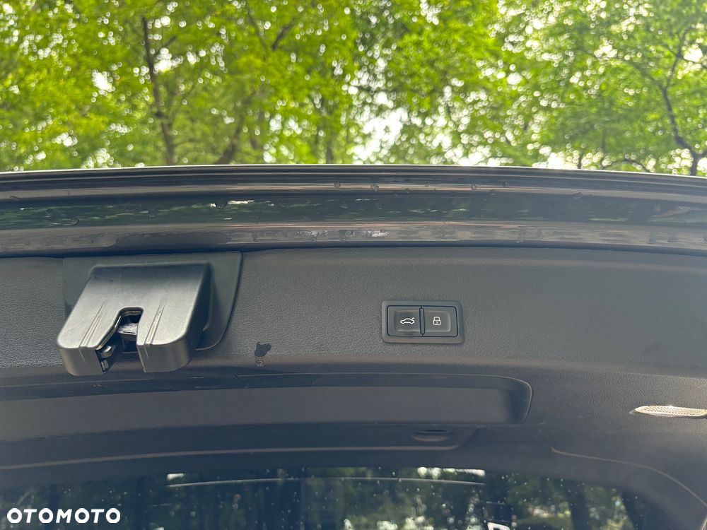 Audi A4 Avant 2.0 TDI S tronic sport - 18