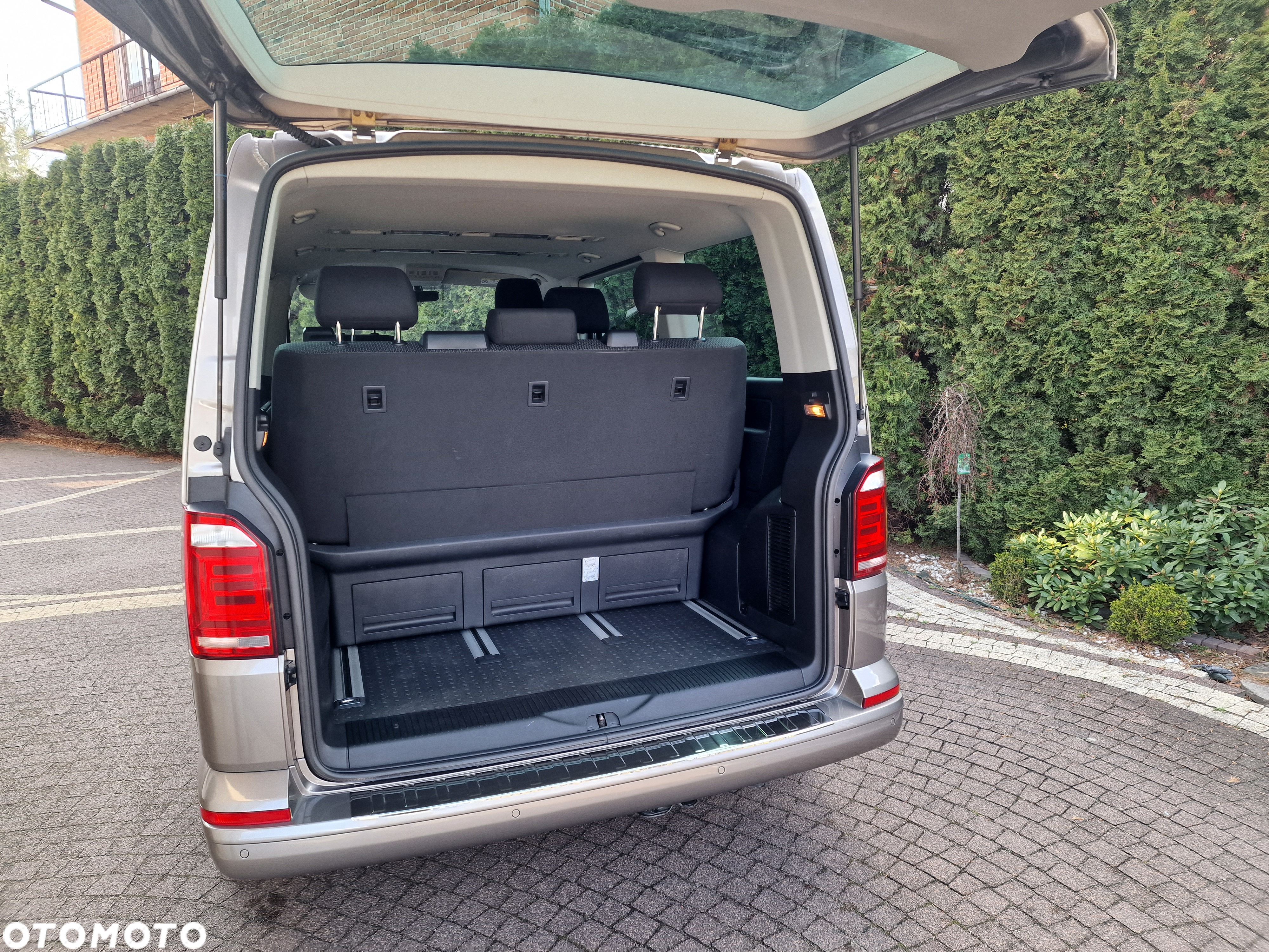 Volkswagen Multivan 2.0 TDI L1 Comfortline - 9