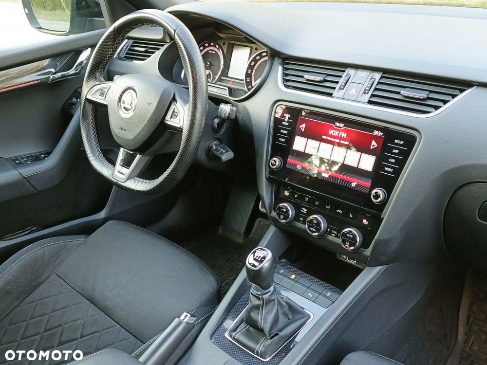 Skoda Octavia 2.0 TDI RS - 15