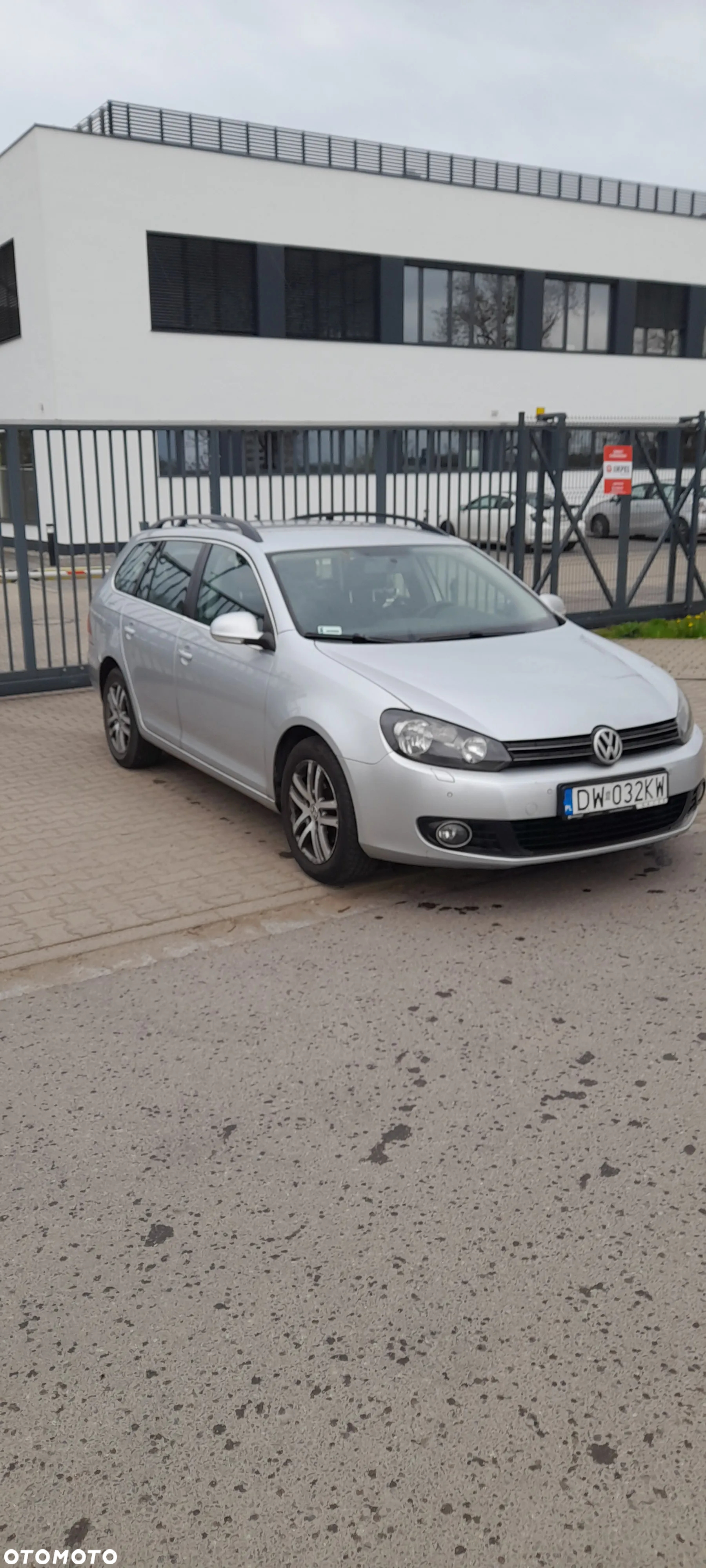 Volkswagen Golf VI 1.6 TDI Comfortline - 2