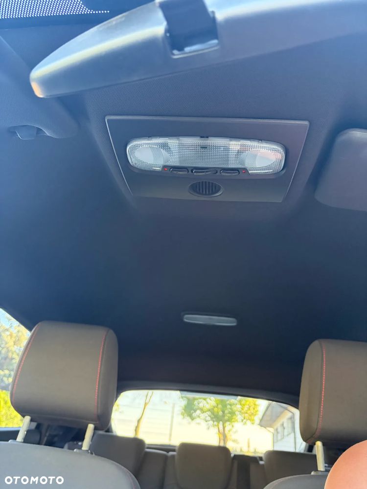 Ford Fiesta 1.0 EcoBoost ST-Line - 10