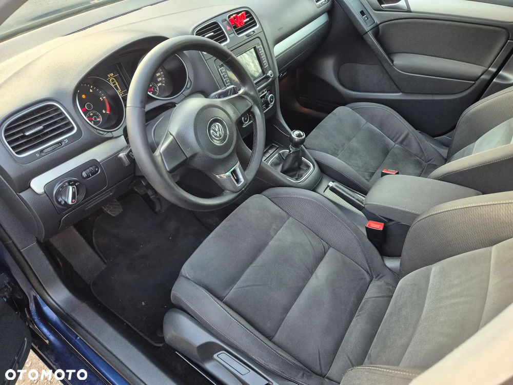 Volkswagen Golf 2.0 TDI Highline - 17