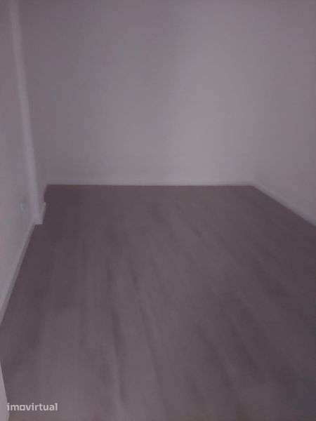 Apartamento T2 Minde Alugar - Grande imagem: 3/8
