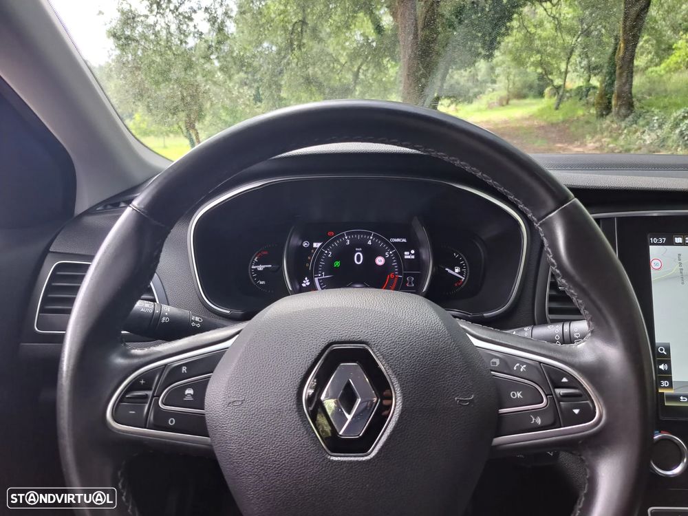 Renault Mégane TCe 140 GPF EDC INTENS - 20