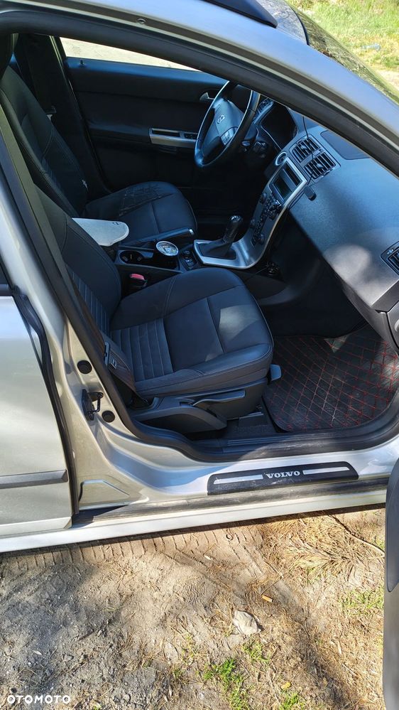 Volvo V50 1.6D Momentum - 9