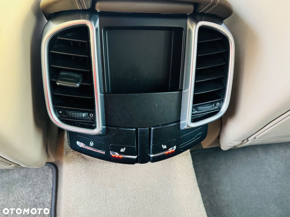 Porsche Cayenne Diesel - 18