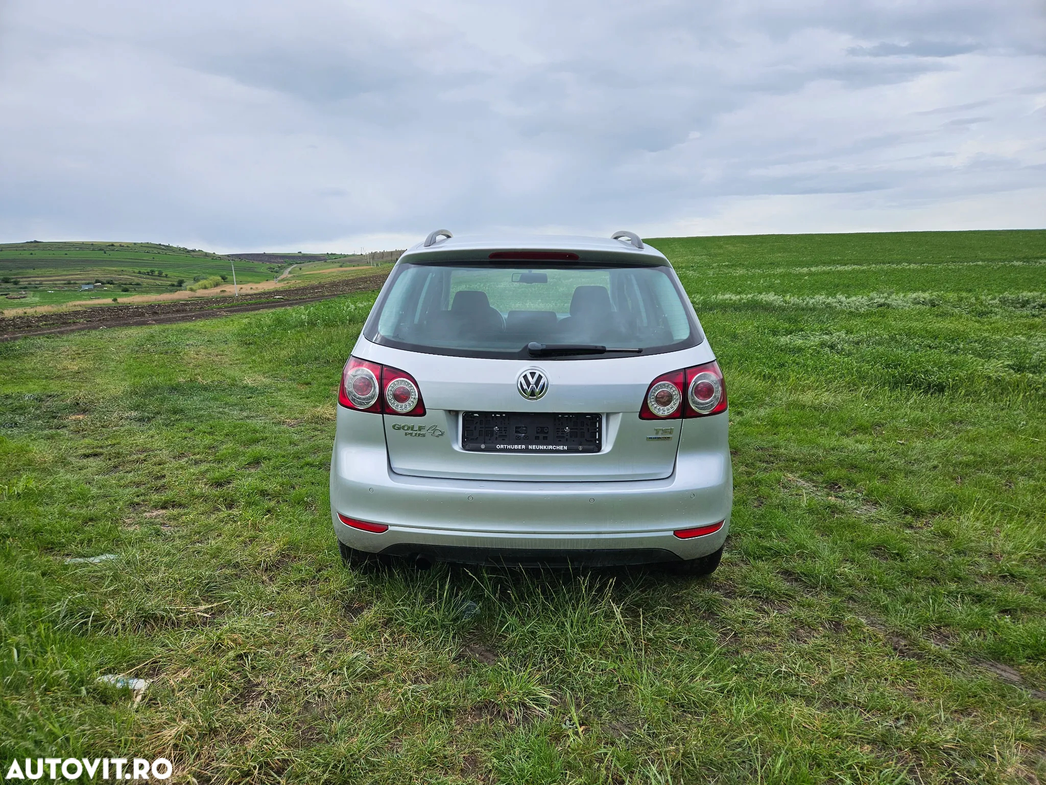 Volkswagen Golf Plus 1.2 TSI BlueMotion Technology Comfortline - 6