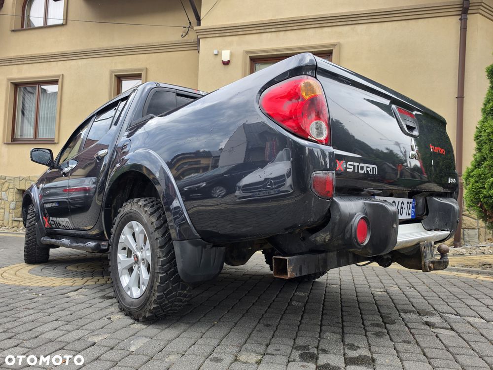 Mitsubishi L200 - 17