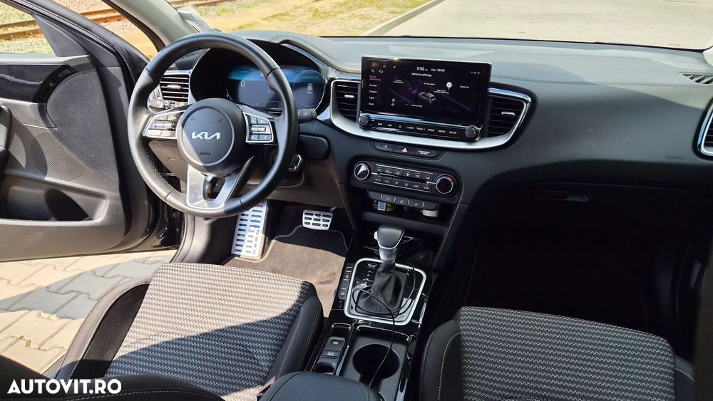 Kia Ceed 1.5 T-GDI DCT7 OPF Vision - 30