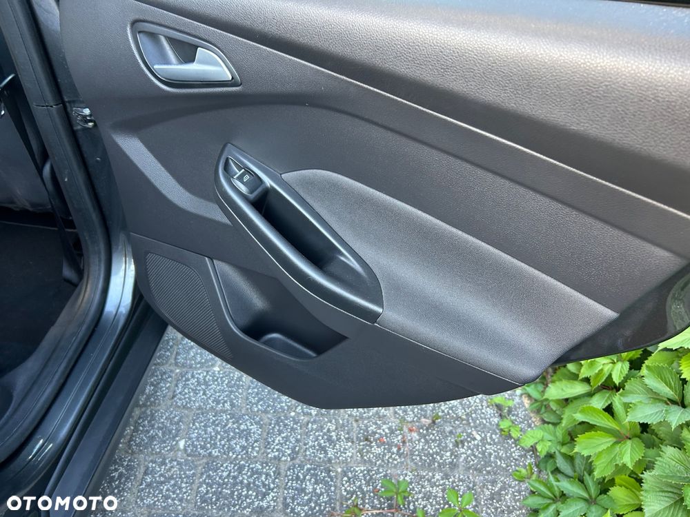 Ford Focus 1.0 EcoBoost Titanium ASS - 31