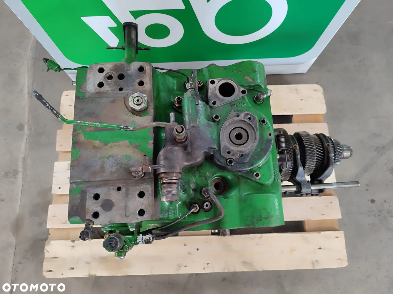 Dyferencjał tył LOTFG27499131 JOHN DEERE 6430 - 2