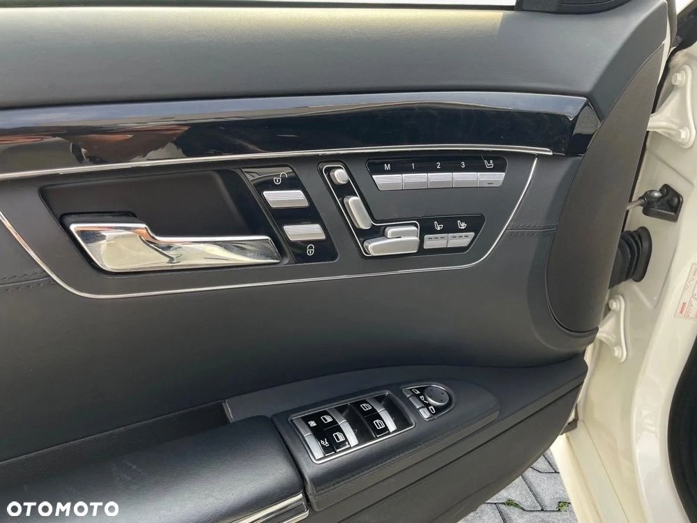 Mercedes-Benz Klasa S 63 AMG L 7G-TRONIC - 23