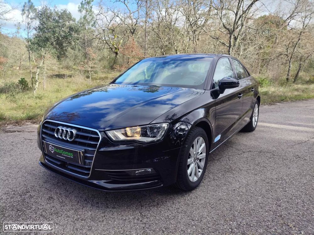 Audi A3 Limousine 1.6 TDI Business Line Attraction - 1