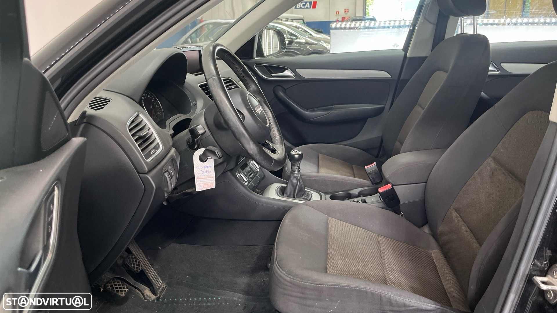 Audi Q3 2.0 TDI Business Line - 11