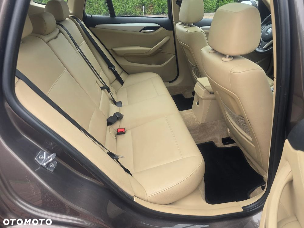 BMW X1 - 28