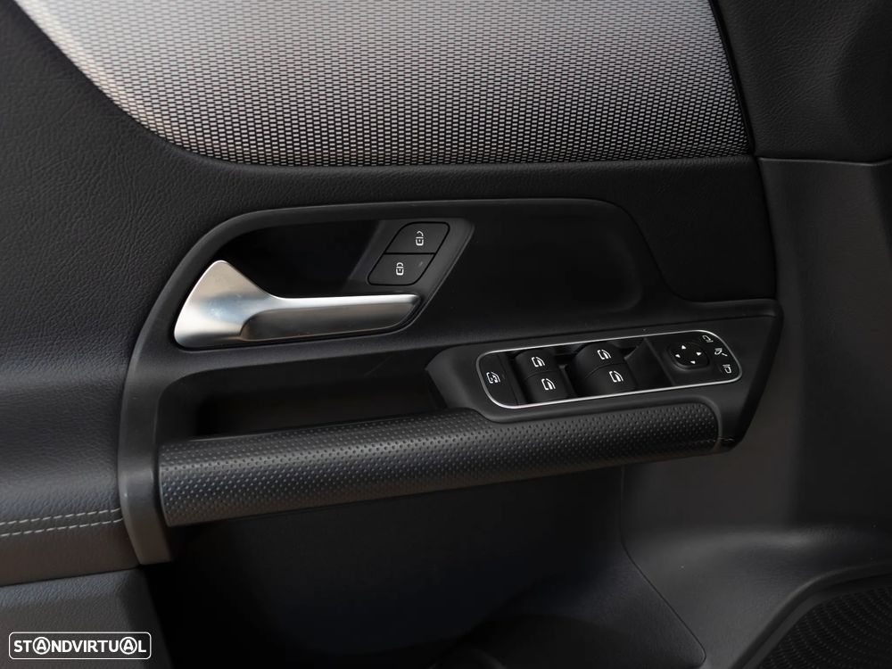 Mercedes-Benz GLB 180 d Style - 21