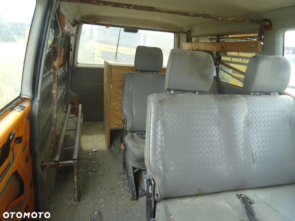 Volkswagen T4 na części zderzak maska klapa drzwi błotnik lampa - 7