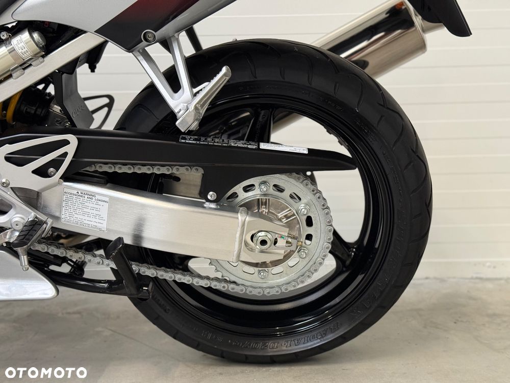 Honda CBR - 32