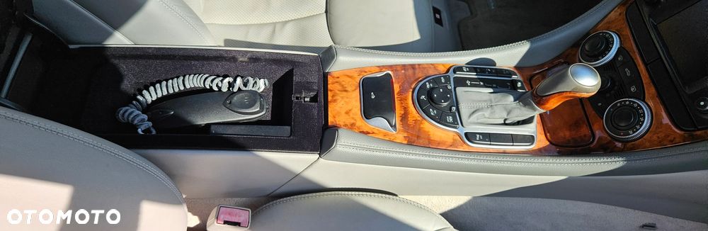 Mercedes-Benz SL - 40