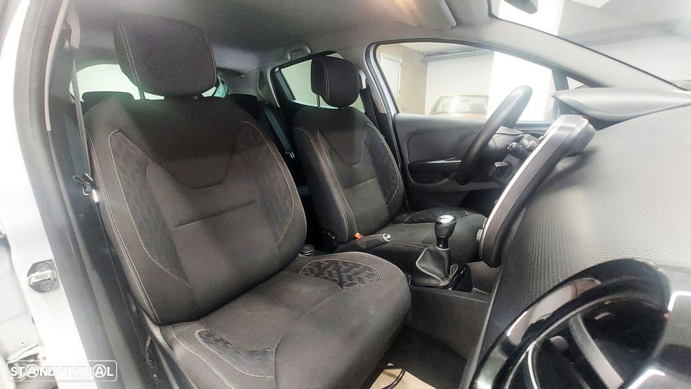 Renault Clio 1.5 dCi Limited - 13
