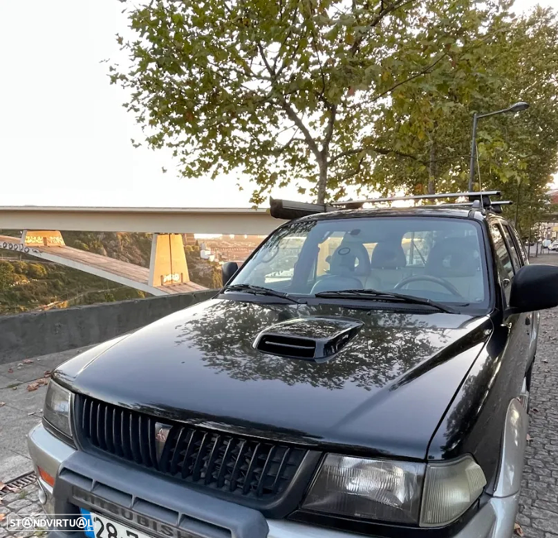 Mitsubishi Pajero Sport 2.5 TD GLS - 5