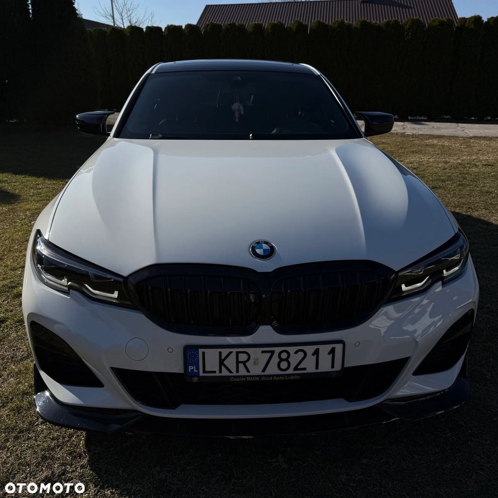 BMW Seria 3 330i xDrive M Sport - 13